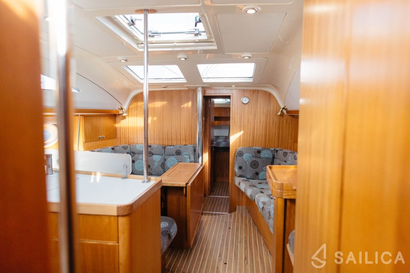 Elan 434 - Yacht Charter Sailica