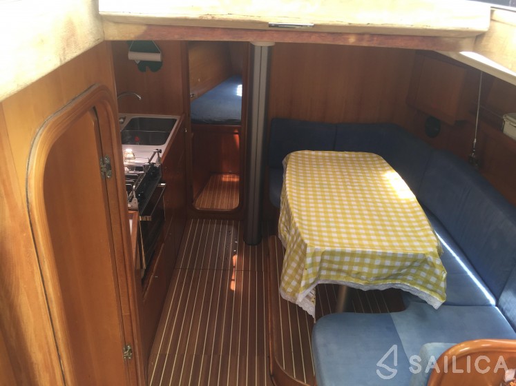 Comet 41s - Yacht Charter Sailica