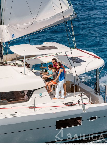 Lagoon 42 - Yacht Charter Sailica