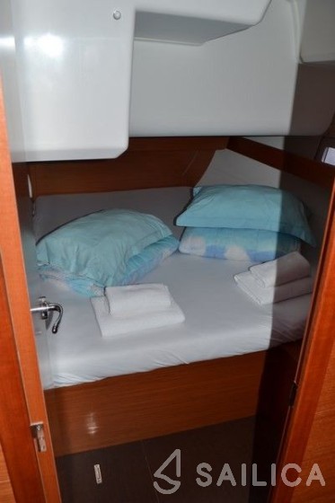 Dufour 460 GL - Yacht Charter Sailica