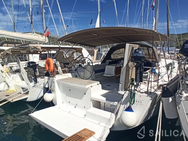 Dufour 460 GL - Yacht Charter Sailica