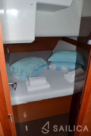 Dufour 460 GL - Yacht Charter Sailica