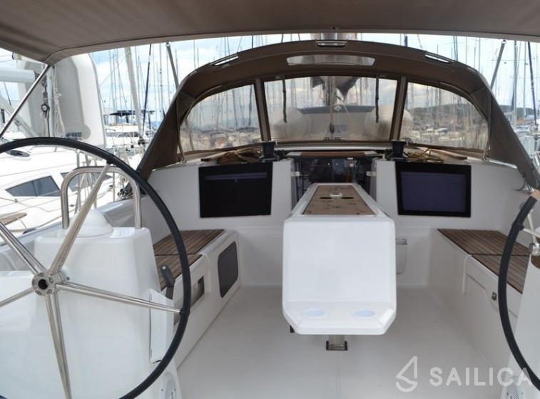 Dufour 460 GL - Yacht Charter Sailica