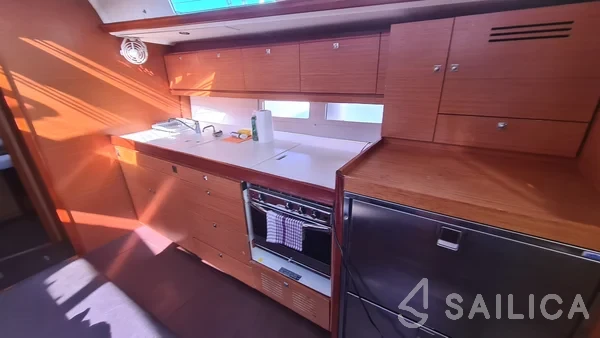 Dufour 460 GL - Yacht Charter Sailica