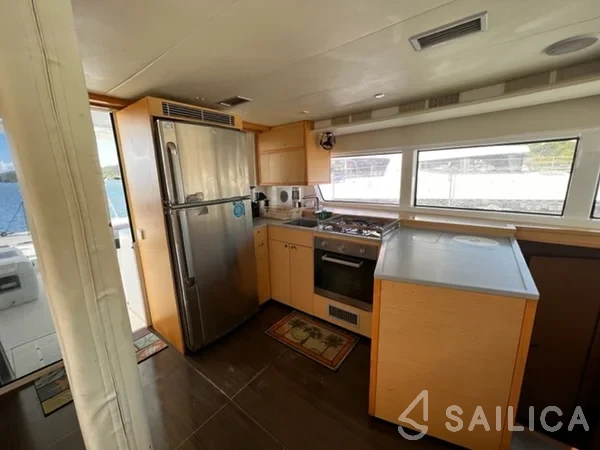Lagoon 52F - Yacht Charter Sailica