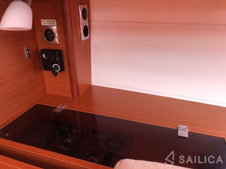 Dufour 460 GL - Yacht Charter Sailica