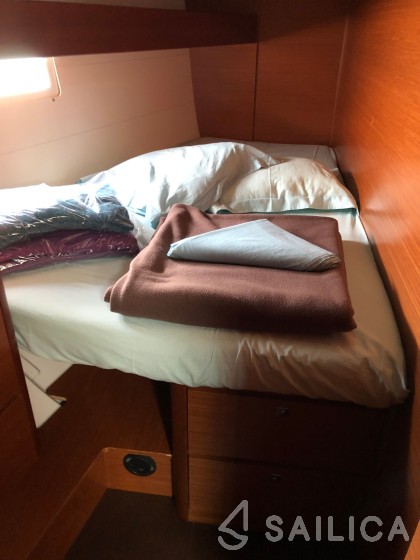 Dufour 460 GL - Yacht Charter Sailica