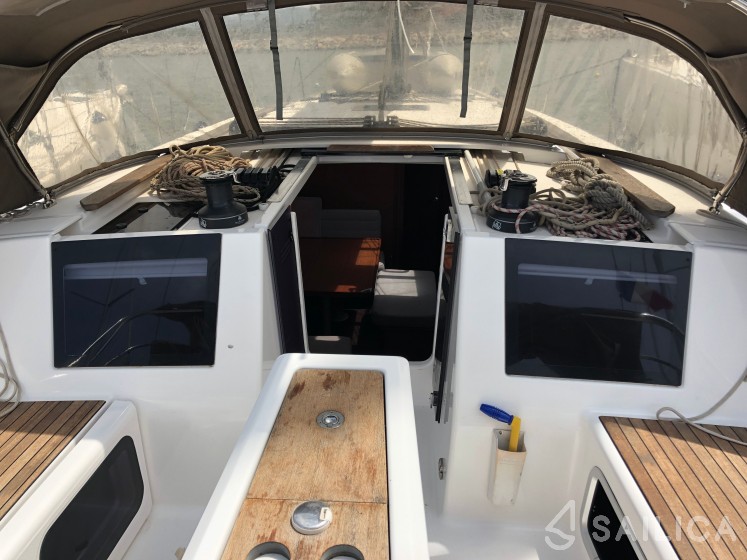 Dufour 460 GL - Yacht Charter Sailica
