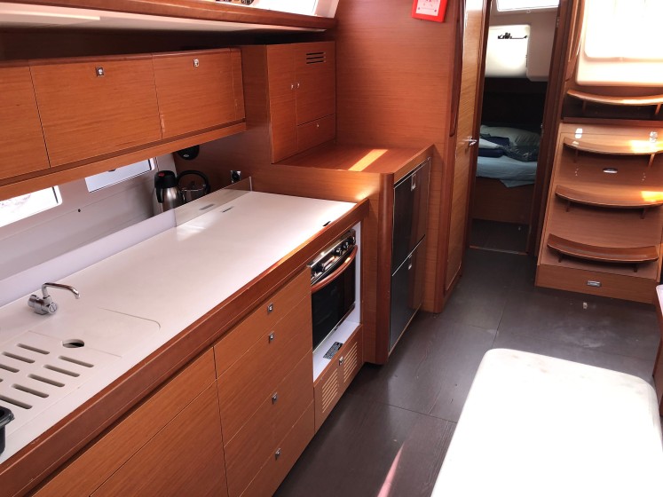 Dufour 460 GL - Yacht Charter Sailica