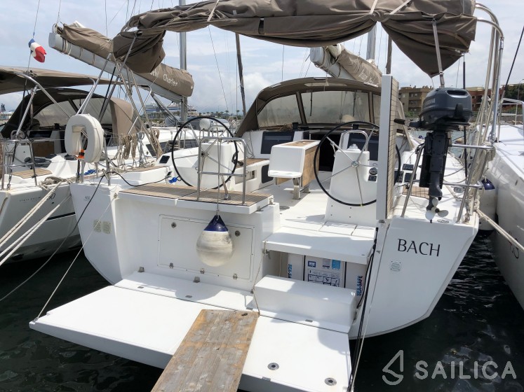 Dufour 460 GL - Yacht Charter Sailica