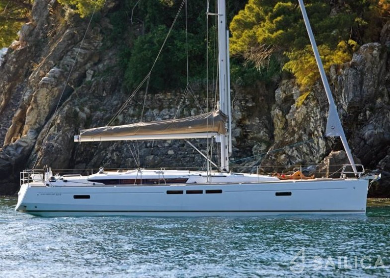 Sun Odyssey 519 - Yacht Charter Sailica