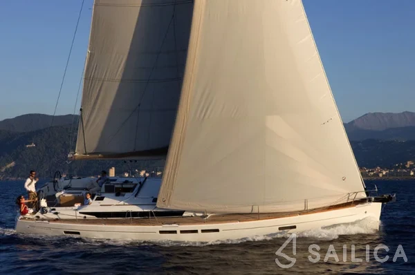Sun Odyssey 519 - Yacht Charter Sailica