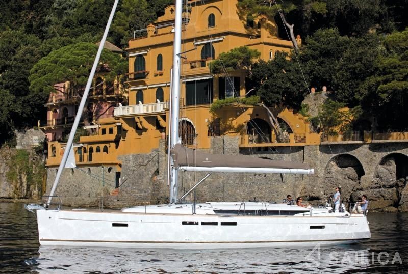 Sun Odyssey 519 - Yacht Charter Sailica