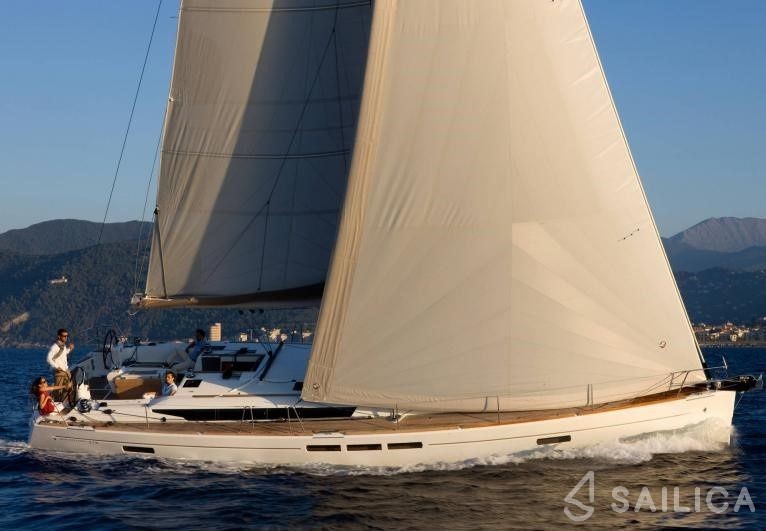 Sun Odyssey 519 - Yacht Charter Sailica