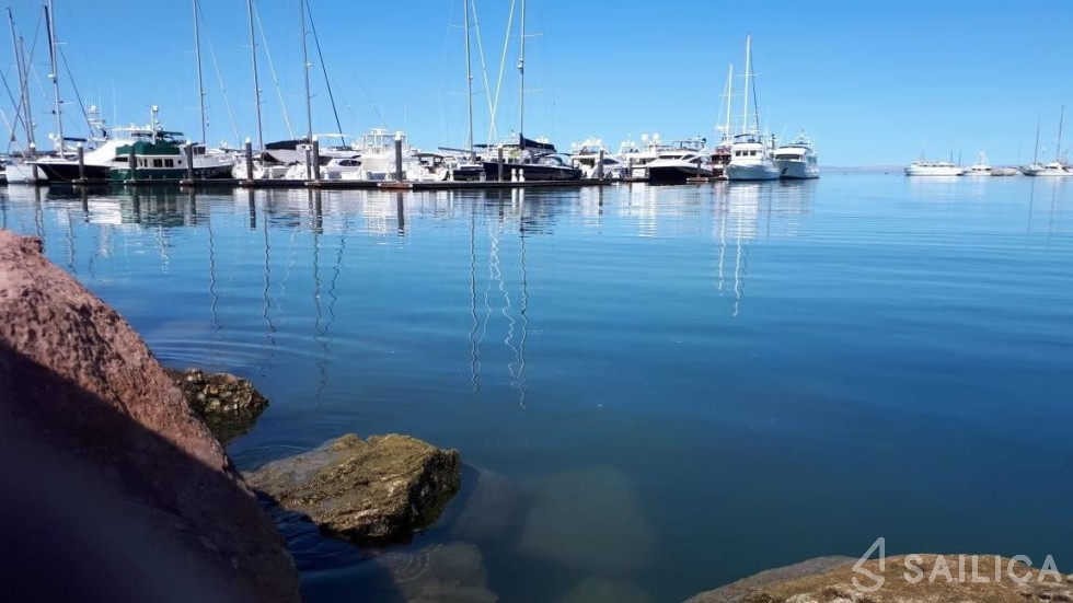Oceanis 41.1 - Yacht Charter Sailica