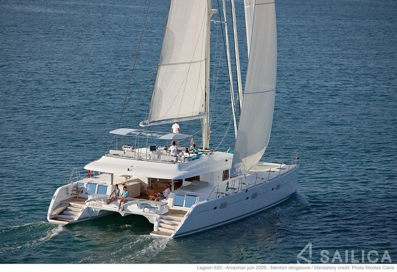 Lagoon 620 - Yacht Charter Sailica