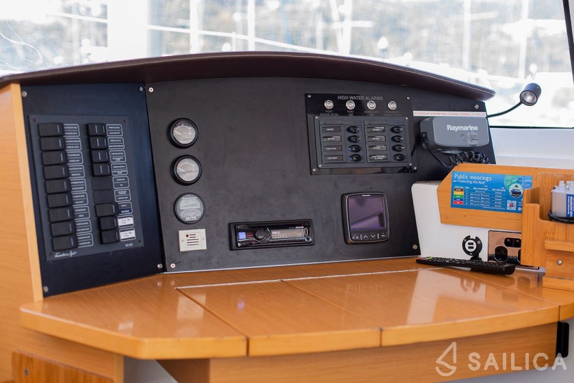 Lipari 41 - Yacht Charter Sailica