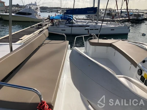 Bali 4.3 - Yacht Charter Sailica
