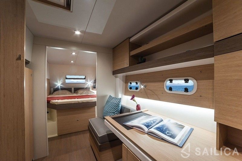 Bali 4.3 - Yacht Charter Sailica