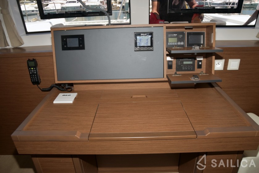 Lagoon 52F - Yacht Charter Sailica