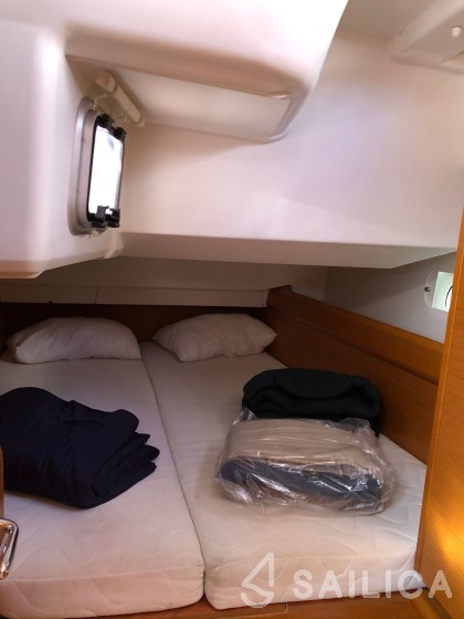 Sun Odyssey 449 - Yacht Charter Sailica