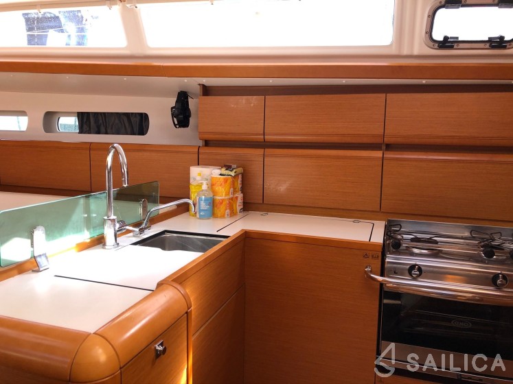 Sun Odyssey 449 - Yacht Charter Sailica