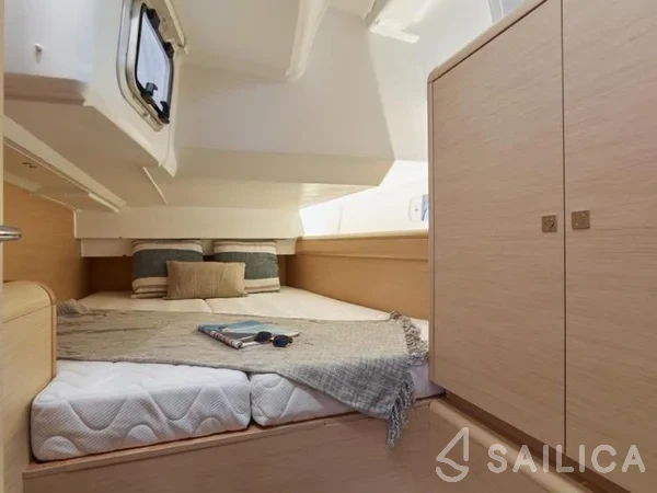 Sun Odyssey 449 - Yacht Charter Sailica