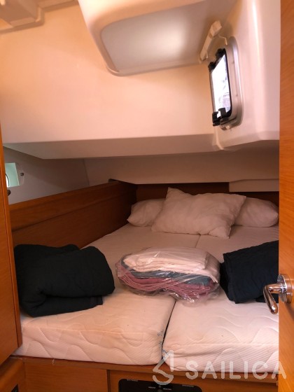 Sun Odyssey 449 - Yacht Charter Sailica