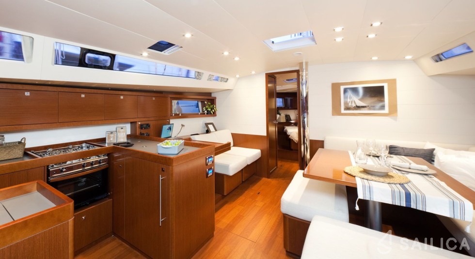 Oceanis 48 - Yacht Charter Sailica