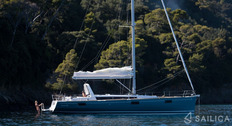 Oceanis 48 - Yacht Charter Sailica