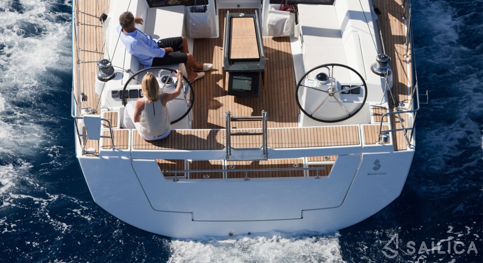 Oceanis 48 - Yacht Charter Sailica
