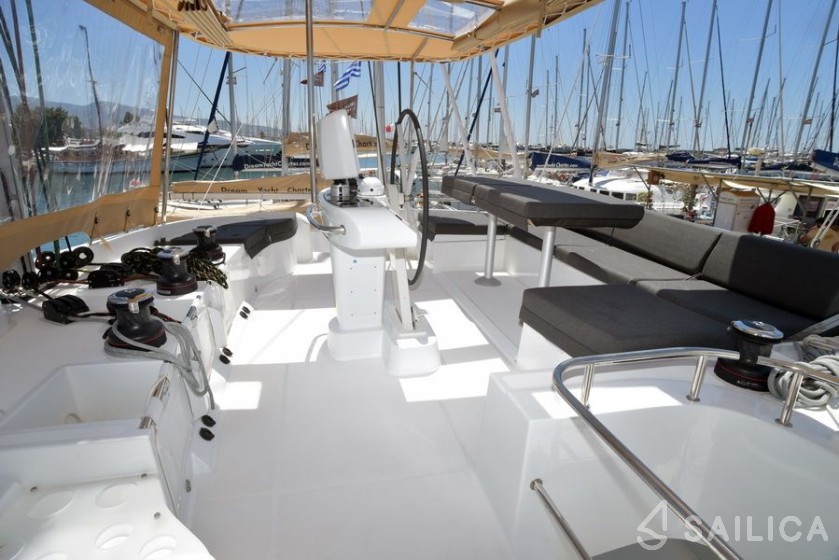Lagoon 52F - Yacht Charter Sailica