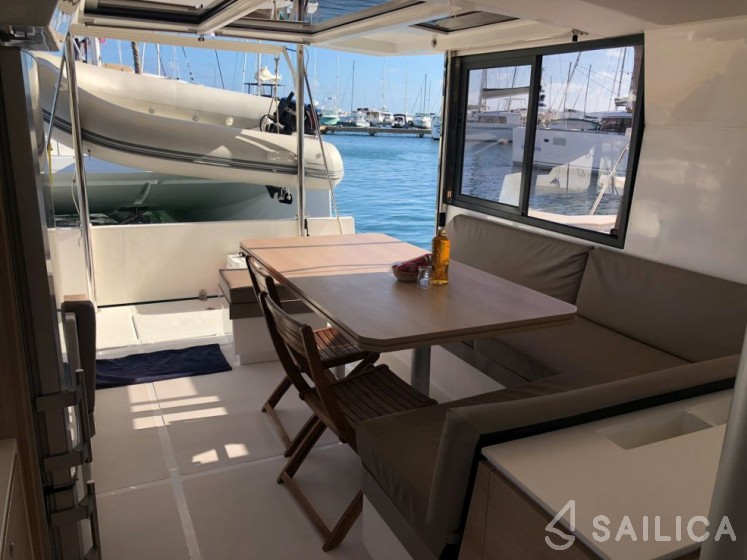 Bali 4.0 - Yacht Charter Sailica