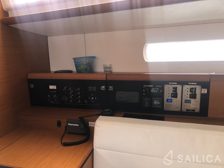 Sun Odyssey 519 - Yacht Charter Sailica