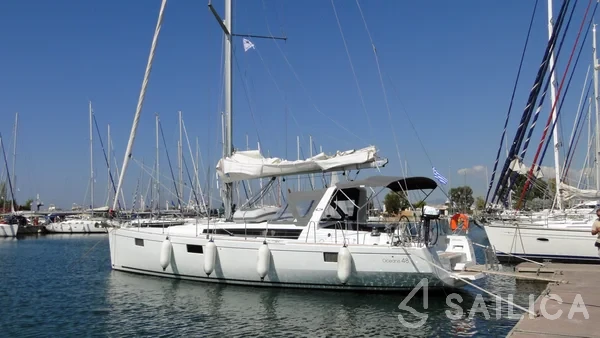 Oceanis 48 - Yacht Charter Sailica