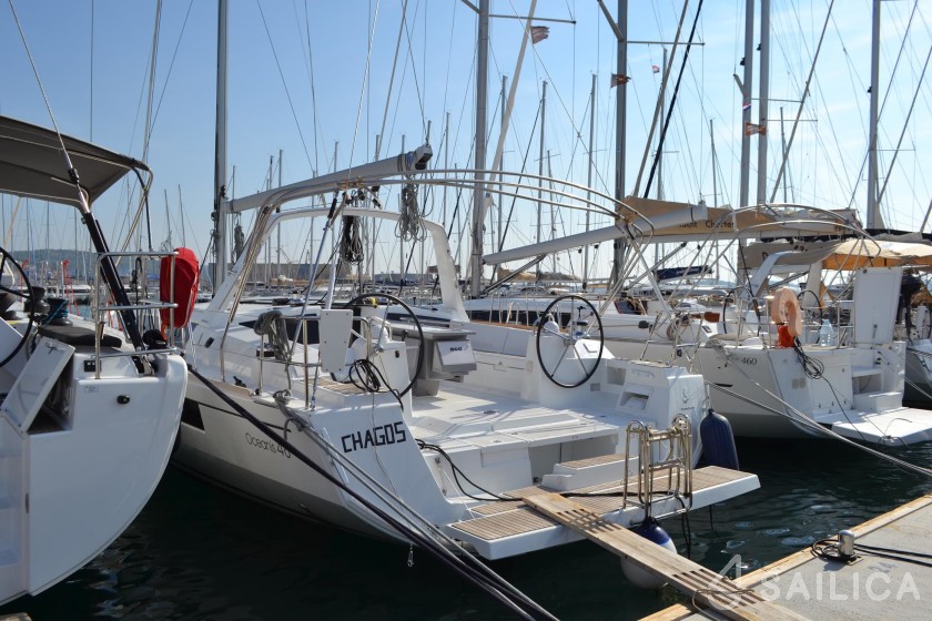 Oceanis 48 - Yacht Charter Sailica