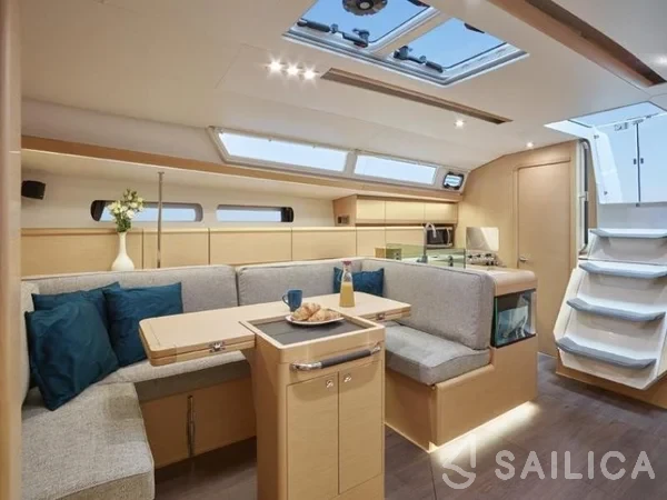 Sun Odyssey 449 - Photo #64 Sun Odyssey 449 - Yacht Charter Sailica