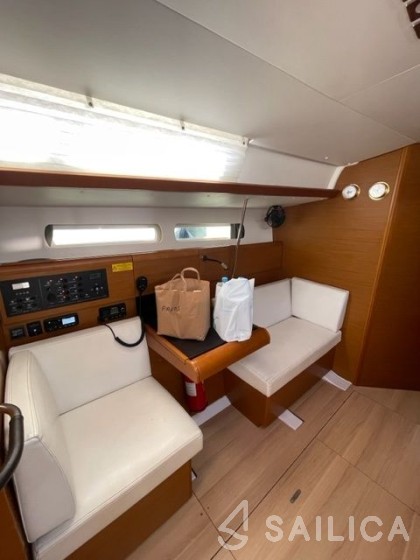 Sun Odyssey 449 - Yacht Charter Sailica