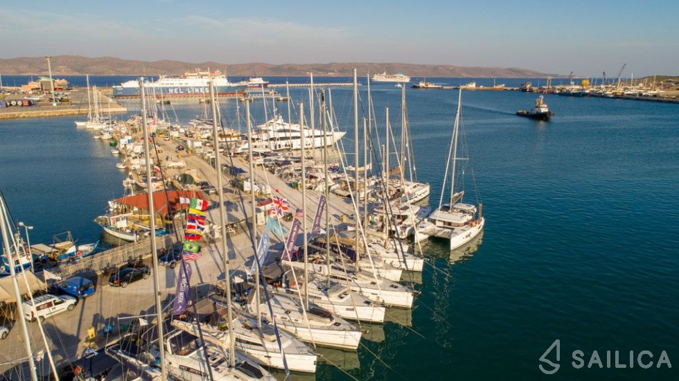 Sun Odyssey 449 - Yacht Charter Sailica