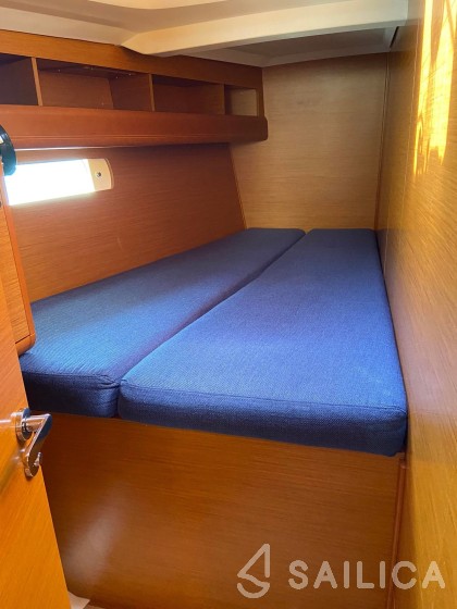 Sun Odyssey 479 - Yacht Charter Sailica