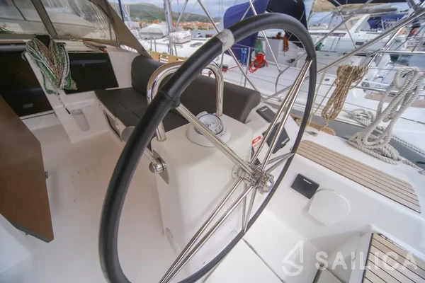 Dufour 460 GL - Yacht Charter Sailica