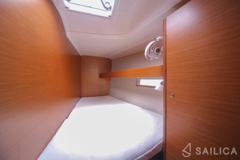 Dufour 460 GL - Yacht Charter Sailica