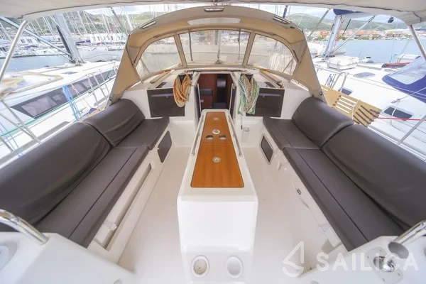 Dufour 460 GL - Yacht Charter Sailica