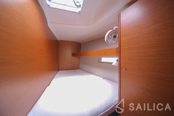 Dufour 460 GL - Yacht Charter Sailica