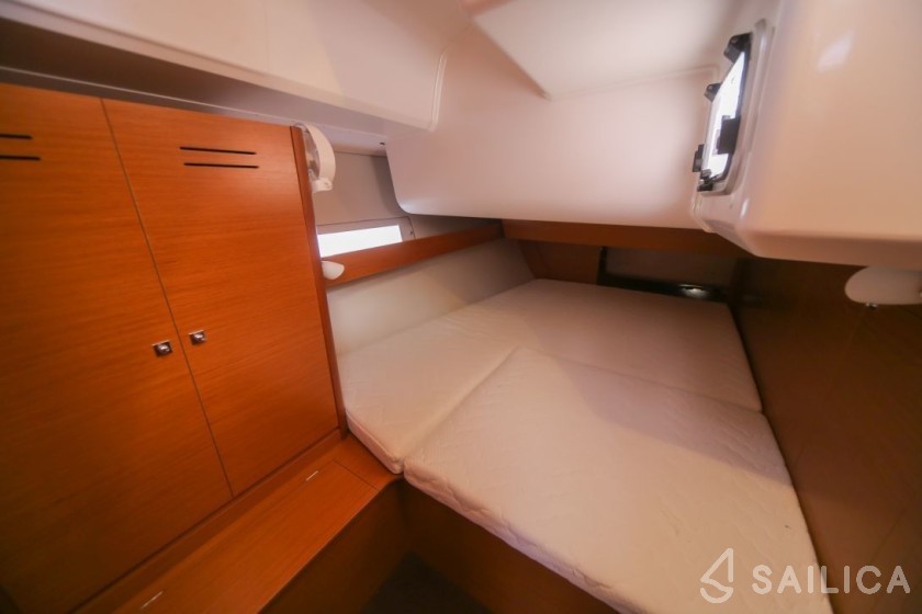 Dufour 460 GL - Yacht Charter Sailica