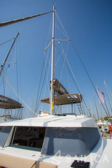 Bali 4.0 - Yacht Charter Sailica
