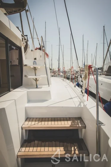 Bali 4.0 - Yacht Charter Sailica