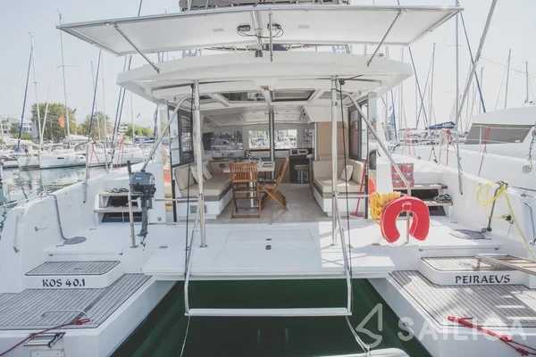 Bali 4.0 - Yacht Charter Sailica