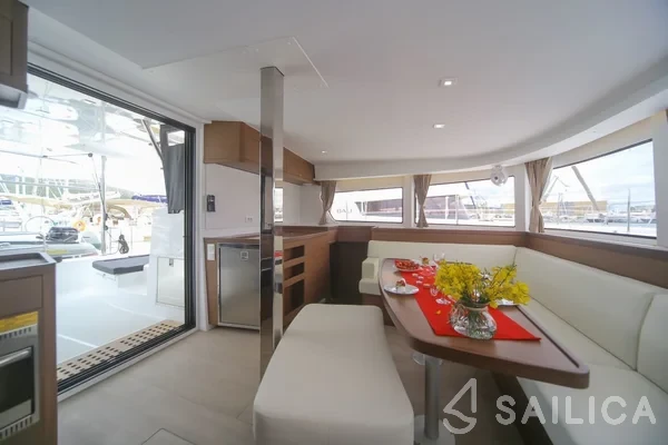 Lagoon 42 - Yacht Charter Sailica