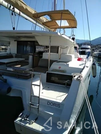 Astréa 42 - Yacht Charter Sailica